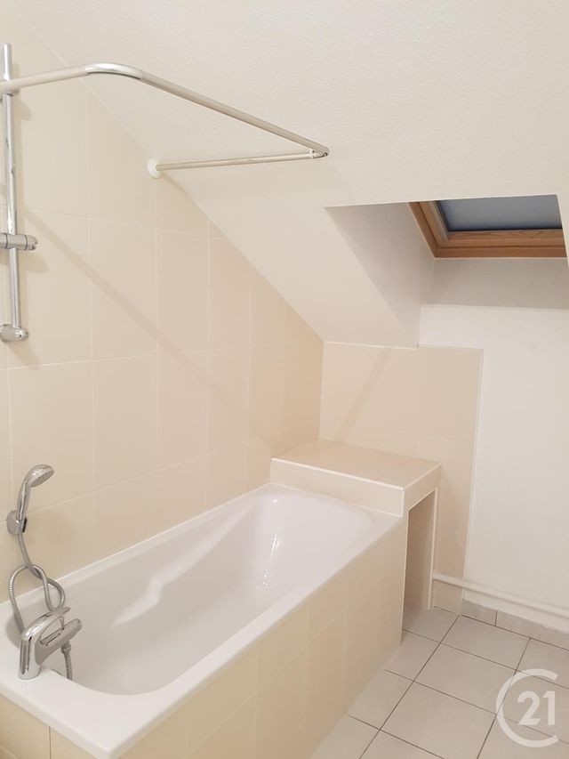 Appartement Studio à louer - 1 pièce - 23.51 m2 - VILLERS LE LAC - 25 - FRANCHE-COMTE - Century 21 Avenir Immobilier