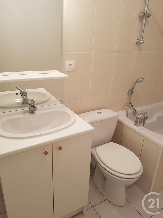 Appartement Studio à louer - 1 pièce - 23.51 m2 - VILLERS LE LAC - 25 - FRANCHE-COMTE - Century 21 Avenir Immobilier