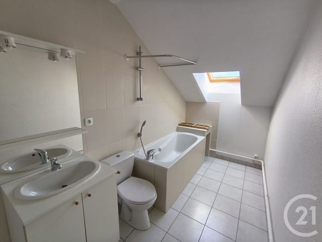 Appartement Studio à louer - 1 pièce - 23.51 m2 - VILLERS LE LAC - 25 - FRANCHE-COMTE - Century 21 Avenir Immobilier