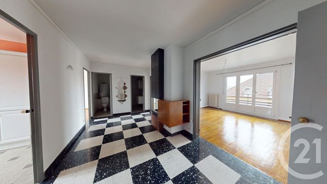 Appartement F3 à louer - 3 pièces - 81.43 m2 - MORTEAU - 25 - FRANCHE-COMTE - Century 21 Avenir Immobilier