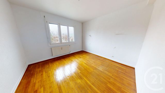 Appartement F3 à louer - 3 pièces - 81.43 m2 - MORTEAU - 25 - FRANCHE-COMTE - Century 21 Avenir Immobilier