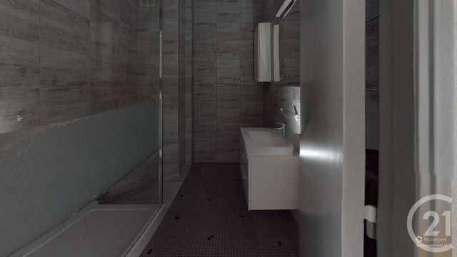 Appartement F3 à louer - 3 pièces - 81.43 m2 - MORTEAU - 25 - FRANCHE-COMTE - Century 21 Avenir Immobilier