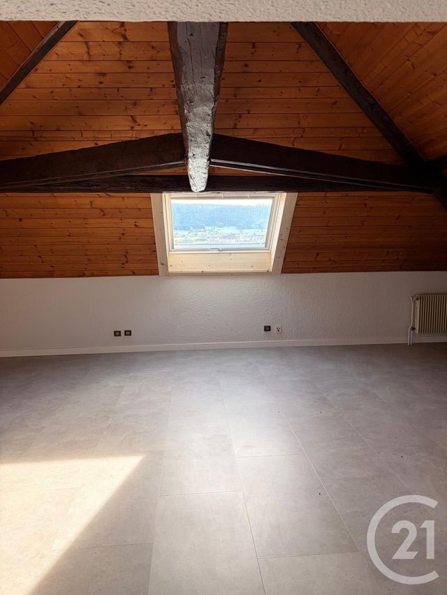 Appartement F1 à louer - 1 pièce - 26.3 m2 - MORTEAU - 25 - FRANCHE-COMTE - Century 21 Avenir Immobilier
