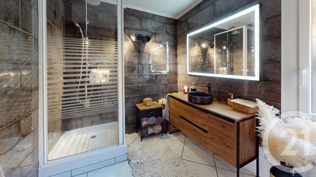 Appartement F3 à vendre - 3 pièces - 94.0 m2 - MORTEAU - 25 - FRANCHE-COMTE - Century 21 Avenir Immobilier