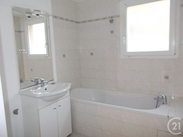 Appartement F3 à louer - 3 pièces - 68.26 m2 - LES FINS - 25 - FRANCHE-COMTE - Century 21 Avenir Immobilier