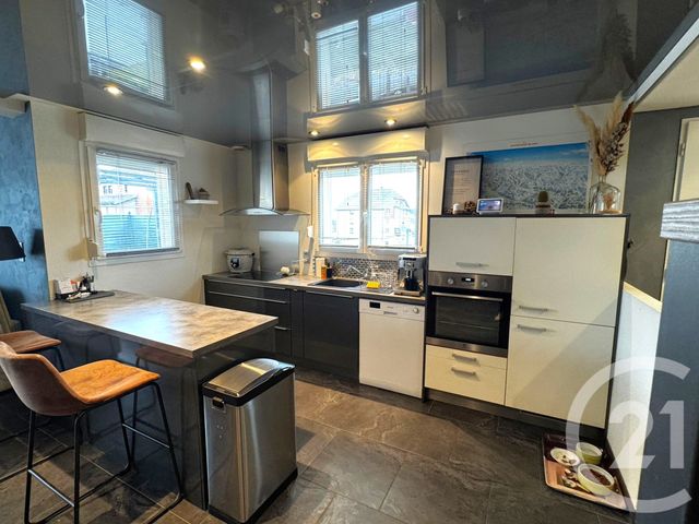 maison à louer - 4 pièces - 81.0 m2 - MORTEAU - 25 - FRANCHE-COMTE - Century 21 Avenir Immobilier