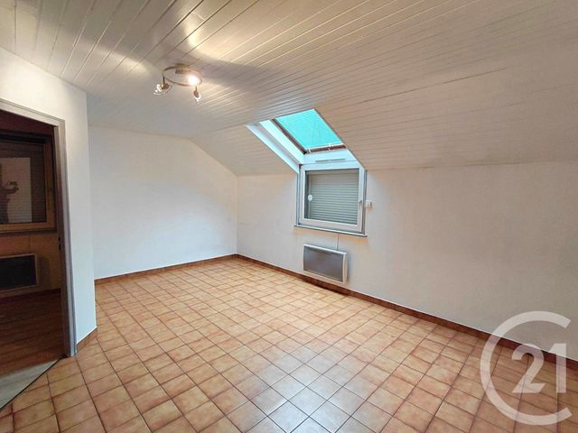 Appartement T2 à louer - 2 pièces - 41.53 m2 - MORTEAU - 25 - FRANCHE-COMTE - Century 21 Avenir Immobilier