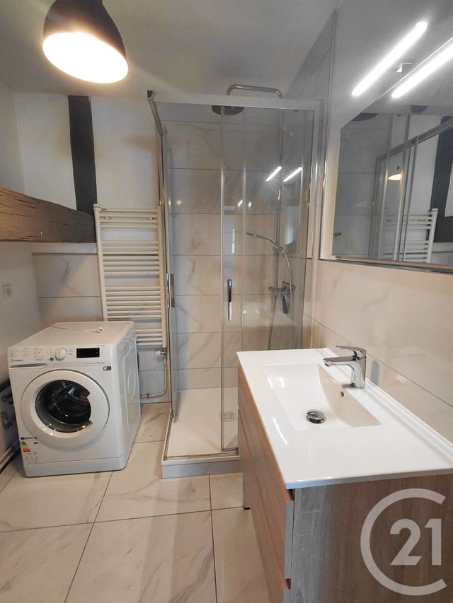 Appartement T3 à vendre - 3 pièces - 57.42 m2 - MORTEAU - 25 - FRANCHE-COMTE - Century 21 Avenir Immobilier