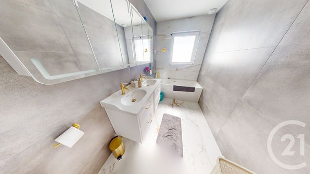 maison à vendre - 5 pièces - 147.0 m2 - LE RUSSEY - 25 - FRANCHE-COMTE - Century 21 Avenir Immobilier