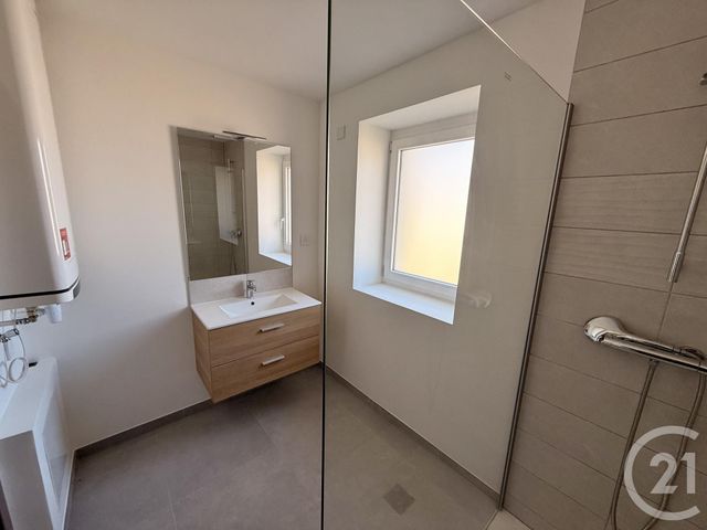 Appartement à louer - 3 pièces - 74.38 m2 - NOEL CERNEUX - 25 - FRANCHE-COMTE - Century 21 Avenir Immobilier