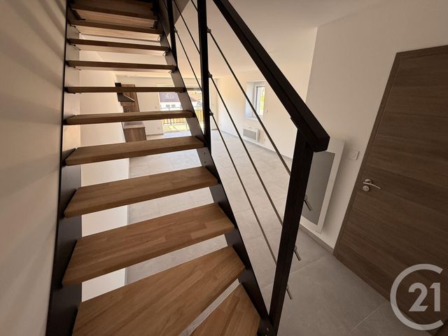 Appartement à louer - 3 pièces - 74.38 m2 - NOEL CERNEUX - 25 - FRANCHE-COMTE - Century 21 Avenir Immobilier