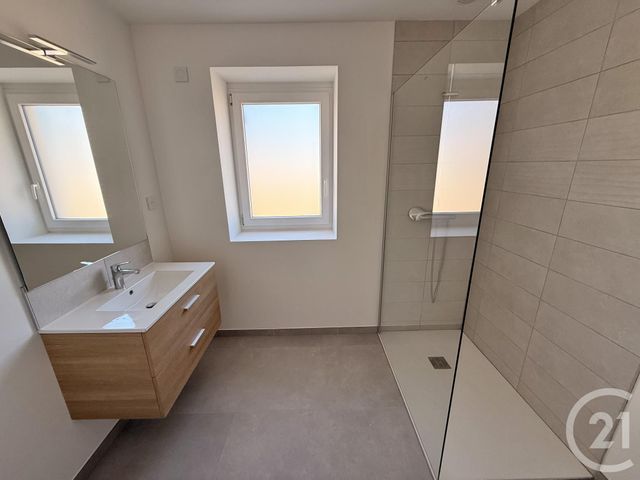 Appartement à louer - 3 pièces - 74.38 m2 - NOEL CERNEUX - 25 - FRANCHE-COMTE - Century 21 Avenir Immobilier