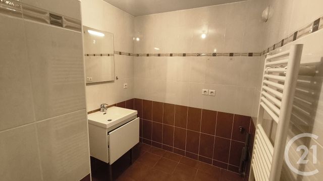 Appartement F4 à louer - 4 pièces - 82.04 m2 - LES FINS - 25 - FRANCHE-COMTE - Century 21 Avenir Immobilier