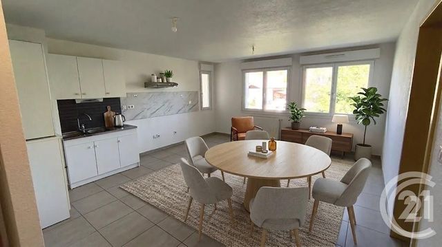 Appartement F4 à louer - 4 pièces - 78.06 m2 - LES FINS - 25 - FRANCHE-COMTE - Century 21 Avenir Immobilier