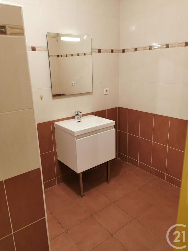 Appartement F4 à louer - 4 pièces - 82.04 m2 - LES FINS - 25 - FRANCHE-COMTE - Century 21 Avenir Immobilier