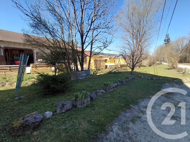 Appartement T4 à vendre - 5 pièces - 104.78 m2 - GRAND COMBE CHATELEU - 25 - FRANCHE-COMTE - Century 21 Avenir Immobilier