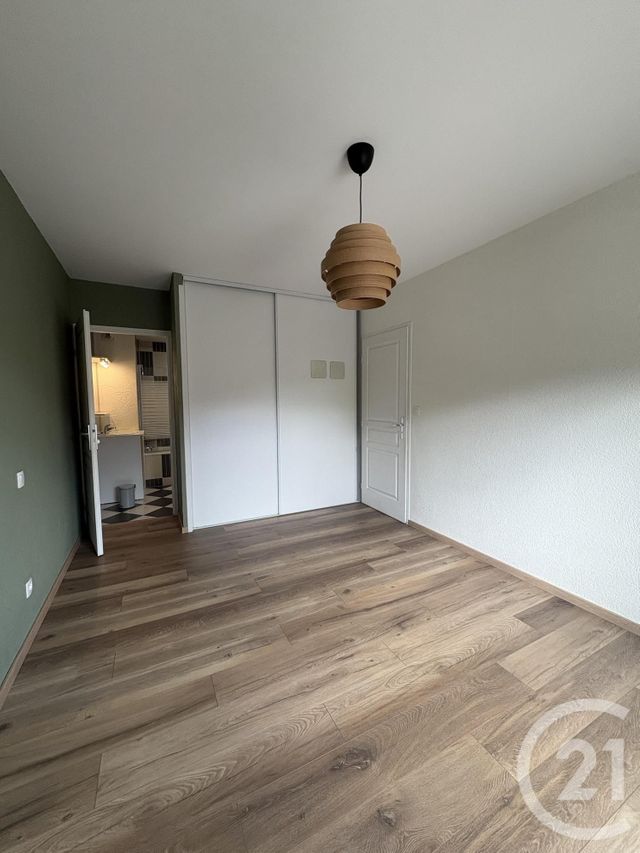 Appartement F4 à louer - 4 pièces - 92.26 m2 - VILLERS LE LAC - 25 - FRANCHE-COMTE - Century 21 Avenir Immobilier