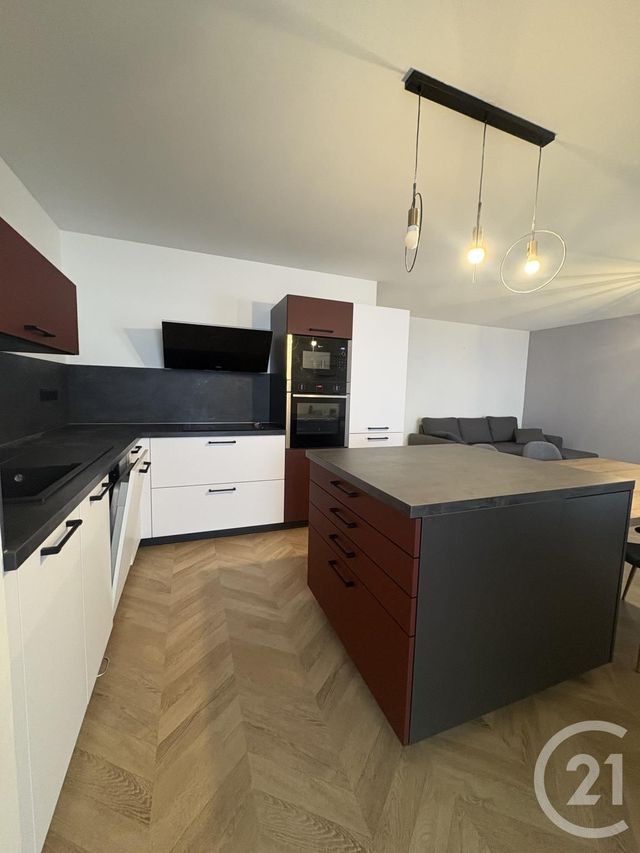 Appartement F4 à louer - 4 pièces - 92.26 m2 - VILLERS LE LAC - 25 - FRANCHE-COMTE - Century 21 Avenir Immobilier