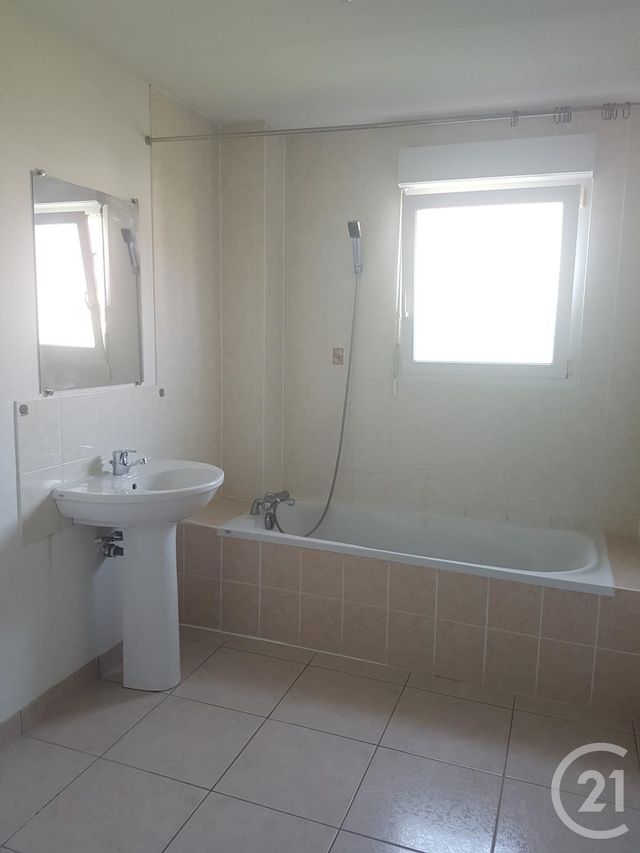 maison à louer - 4 pièces - 95.66 m2 - ORCHAMPS VENNES - 25 - FRANCHE-COMTE - Century 21 Avenir Immobilier