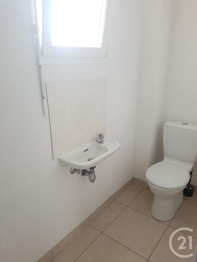 maison à louer - 4 pièces - 95.66 m2 - ORCHAMPS VENNES - 25 - FRANCHE-COMTE - Century 21 Avenir Immobilier