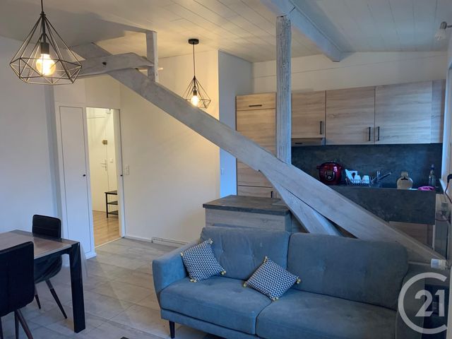 Appartement T2 à louer - 2 pièces - 52.06 m2 - MORTEAU - 25 - FRANCHE-COMTE - Century 21 Avenir Immobilier