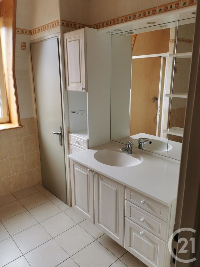Appartement F2 à louer - 2 pièces - 50.08 m2 - MORTEAU - 25 - FRANCHE-COMTE - Century 21 Avenir Immobilier