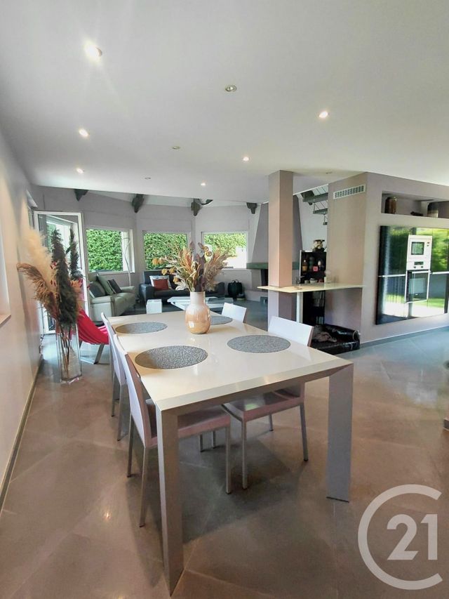 maison à vendre - 7 pièces - 172.44 m2 - VILLERS LE LAC - 25 - FRANCHE-COMTE - Century 21 Avenir Immobilier