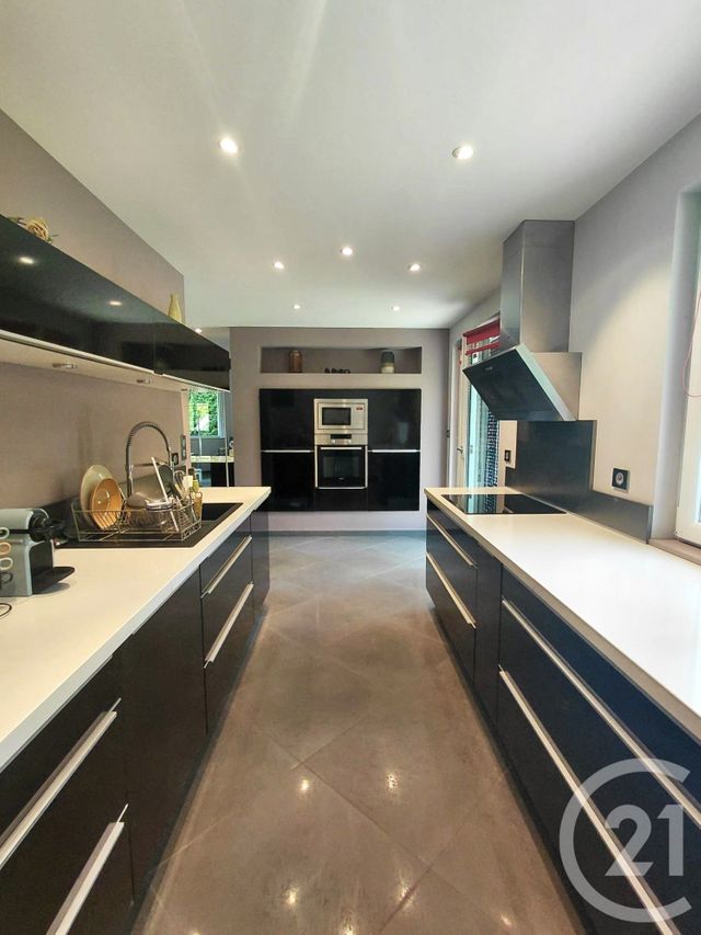 maison à vendre - 7 pièces - 172.44 m2 - VILLERS LE LAC - 25 - FRANCHE-COMTE - Century 21 Avenir Immobilier