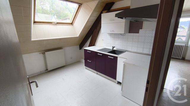 Appartement F4 à louer - 4 pièces - 77.15 m2 - MORTEAU - 25 - FRANCHE-COMTE - Century 21 Avenir Immobilier