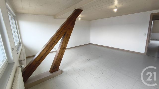 Appartement F4 à louer - 4 pièces - 77.15 m2 - MORTEAU - 25 - FRANCHE-COMTE - Century 21 Avenir Immobilier