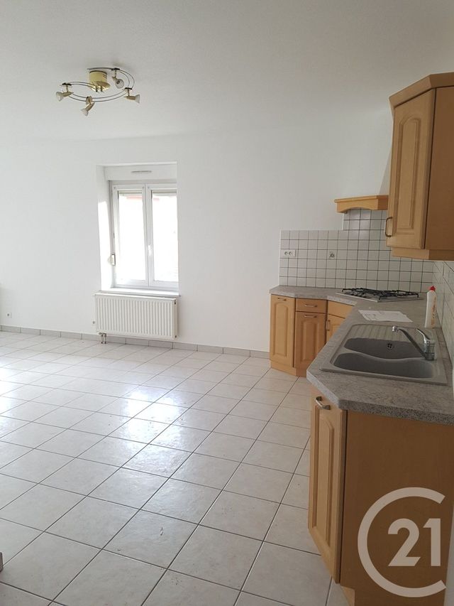 Appartement F4 à louer - 4 pièces - 108.46 m2 - VILLERS LE LAC - 25 - FRANCHE-COMTE - Century 21 Avenir Immobilier