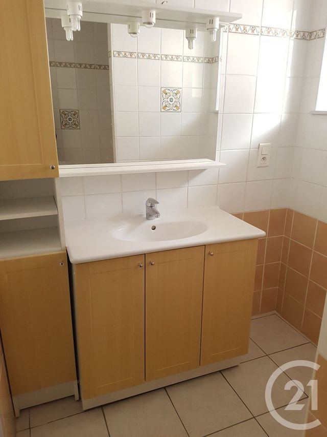 Appartement F4 à louer - 4 pièces - 108.46 m2 - VILLERS LE LAC - 25 - FRANCHE-COMTE - Century 21 Avenir Immobilier