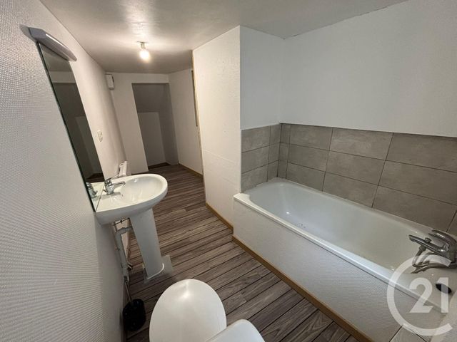 Appartement F3 à louer - 3 pièces - 64.6 m2 - MORTEAU - 25 - FRANCHE-COMTE - Century 21 Avenir Immobilier