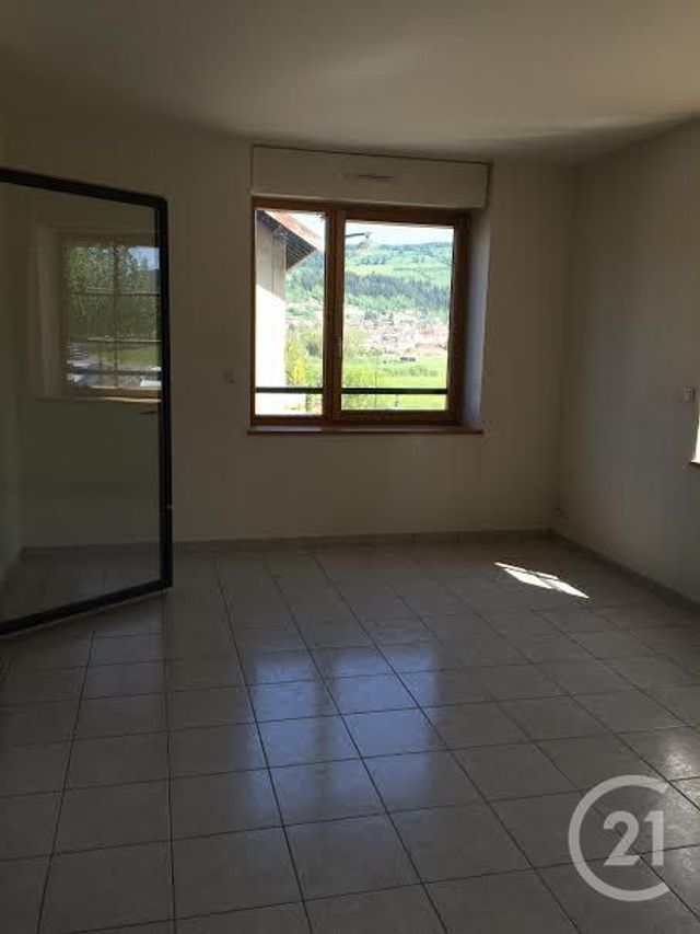 Appartement F2 à louer - 2 pièces - 50.0 m2 - MONTLEBON - 25 - FRANCHE-COMTE - Century 21 Avenir Immobilier