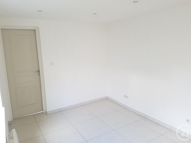 Appartement F2 à louer - 2 pièces - 41.99 m2 - VILLERS LE LAC - 25 - FRANCHE-COMTE - Century 21 Avenir Immobilier