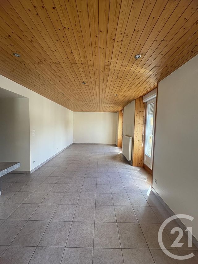 Appartement F4 à louer - 4 pièces - 88.28 m2 - MORTEAU - 25 - FRANCHE-COMTE - Century 21 Avenir Immobilier