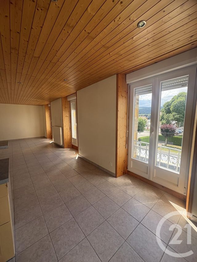 Appartement F4 à louer - 4 pièces - 88.28 m2 - MORTEAU - 25 - FRANCHE-COMTE - Century 21 Avenir Immobilier