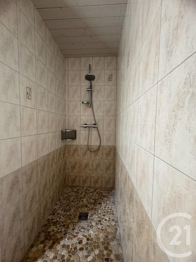 Appartement F4 à louer - 4 pièces - 88.28 m2 - MORTEAU - 25 - FRANCHE-COMTE - Century 21 Avenir Immobilier