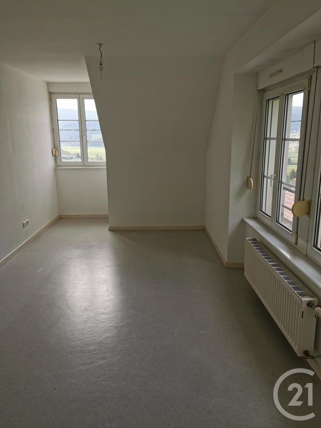 Appartement à louer - 4 pièces - 89.64 m2 - MORTEAU - 25 - FRANCHE-COMTE - Century 21 Avenir Immobilier