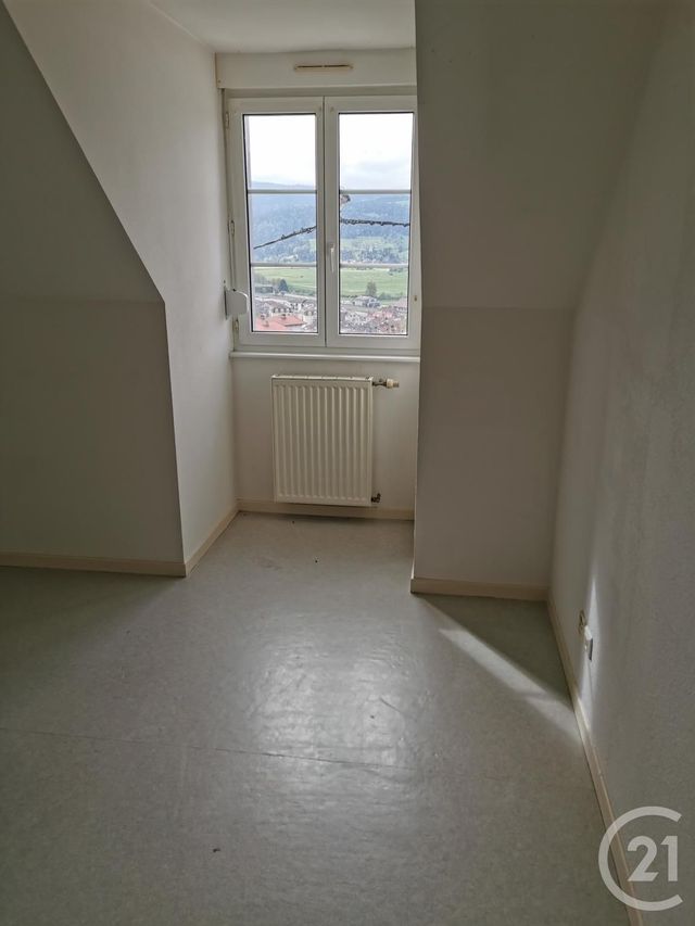 Appartement à louer - 4 pièces - 89.64 m2 - MORTEAU - 25 - FRANCHE-COMTE - Century 21 Avenir Immobilier