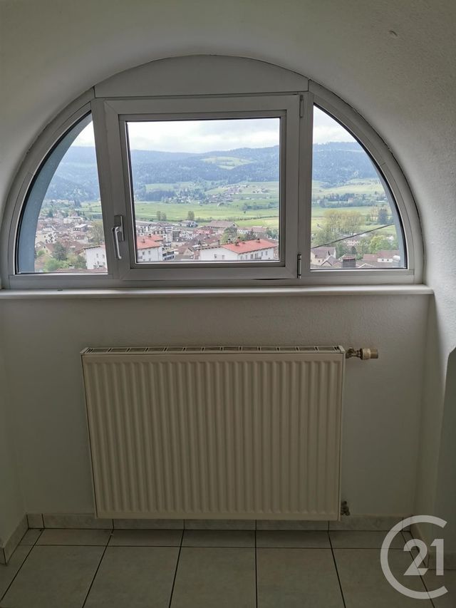 Appartement à louer - 4 pièces - 89.64 m2 - MORTEAU - 25 - FRANCHE-COMTE - Century 21 Avenir Immobilier