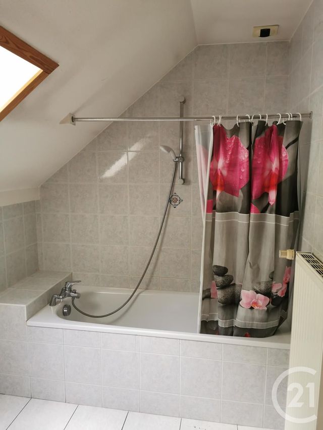 Appartement à louer - 4 pièces - 89.64 m2 - MORTEAU - 25 - FRANCHE-COMTE - Century 21 Avenir Immobilier