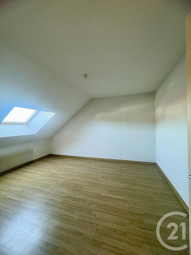 Appartement F4 à louer - 4 pièces - 70.0 m2 - LES FINS - 25 - FRANCHE-COMTE - Century 21 Avenir Immobilier
