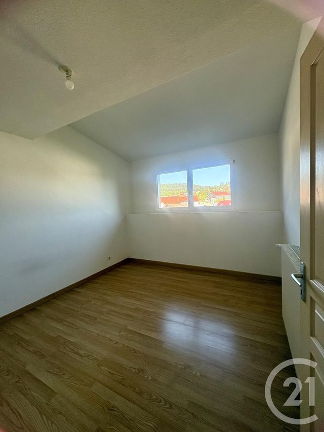 Appartement F4 à louer - 4 pièces - 70.0 m2 - LES FINS - 25 - FRANCHE-COMTE - Century 21 Avenir Immobilier