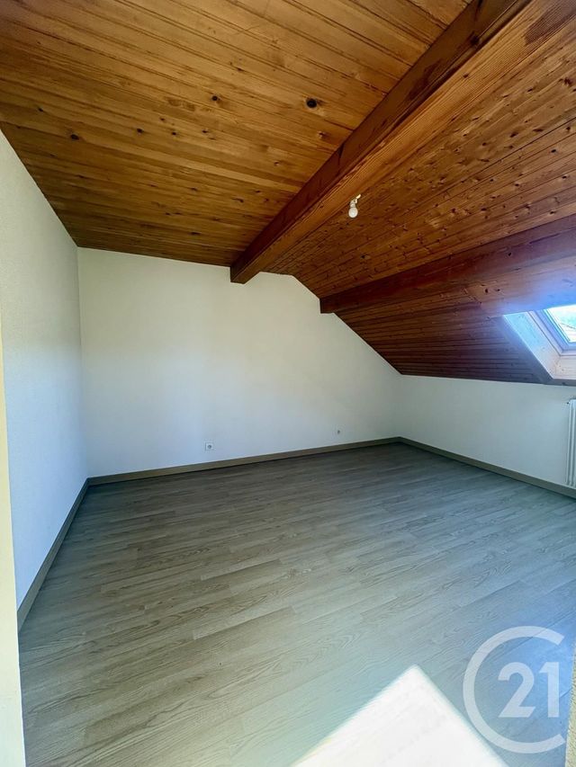 Appartement F4 à louer - 4 pièces - 70.0 m2 - LES FINS - 25 - FRANCHE-COMTE - Century 21 Avenir Immobilier