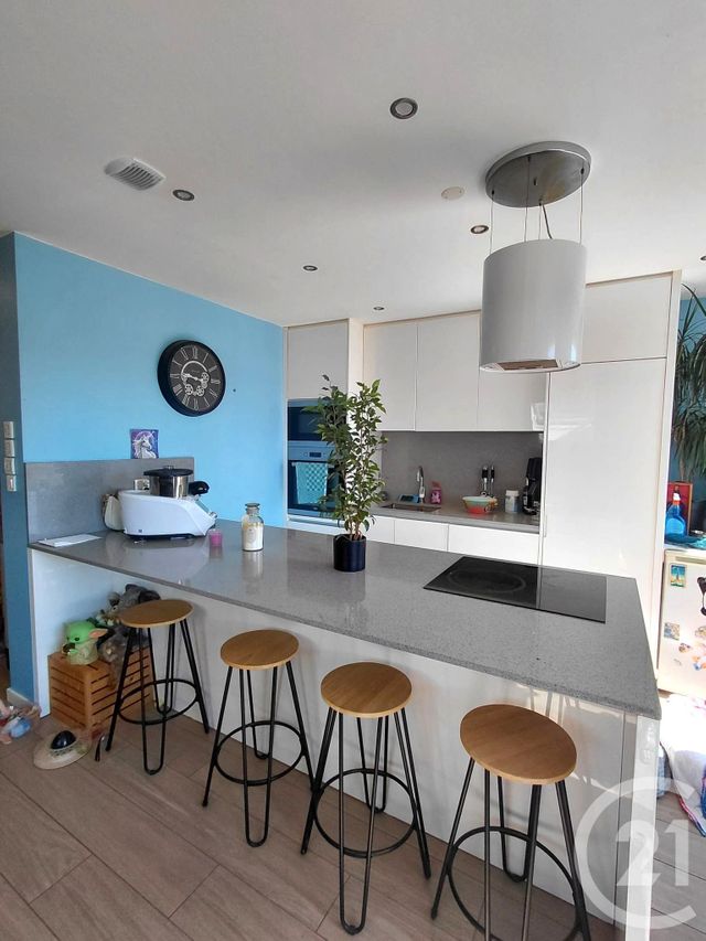 Appartement Duplex f4 à vendre - 4 pièces - 96.98 m2 - LE RUSSEY - 25 - FRANCHE-COMTE - Century 21 Avenir Immobilier