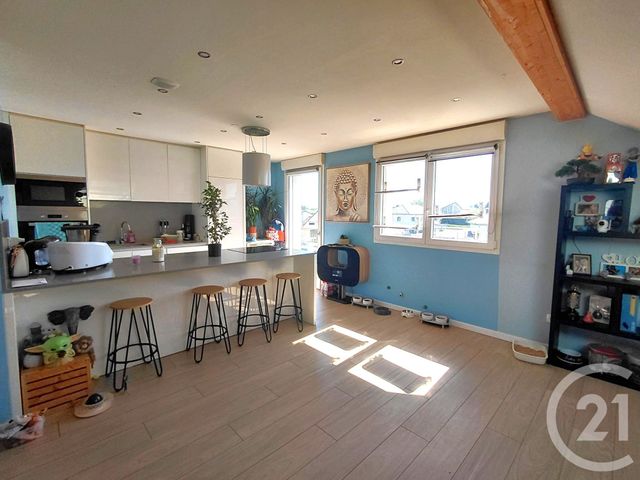 Appartement Duplex f4 à vendre - 4 pièces - 96.98 m2 - LE RUSSEY - 25 - FRANCHE-COMTE - Century 21 Avenir Immobilier