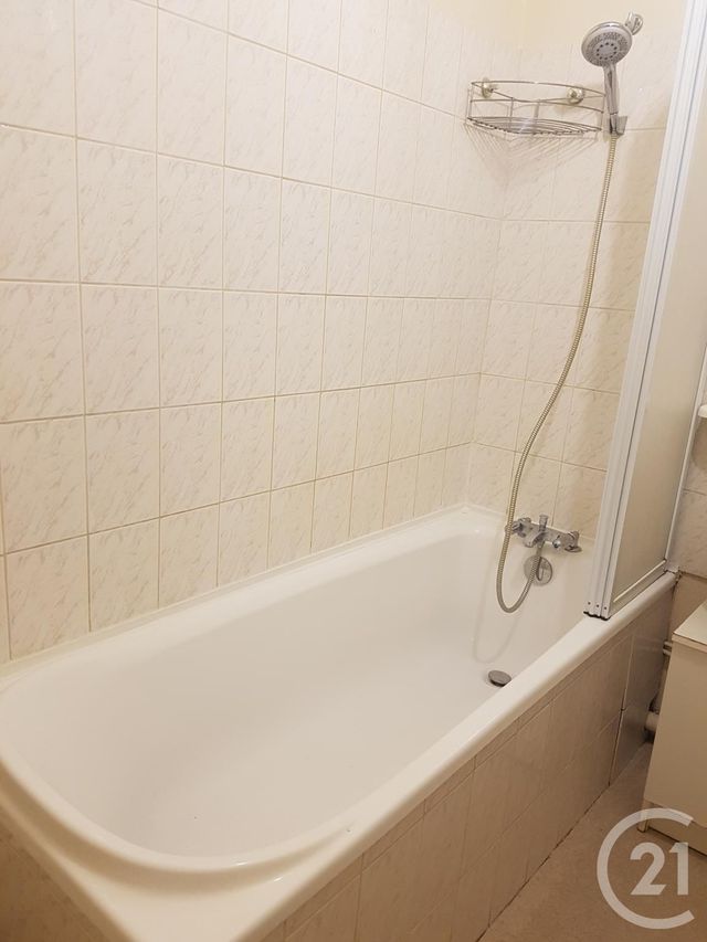 Appartement F3 à louer - 4 pièces - 62.23 m2 - MORTEAU - 25 - FRANCHE-COMTE - Century 21 Avenir Immobilier