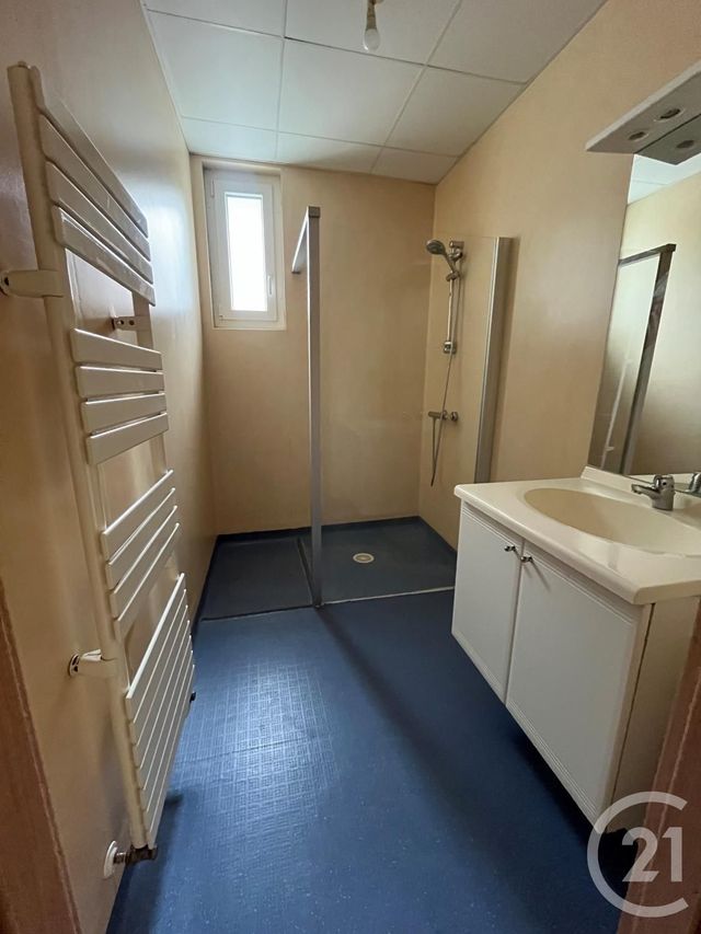 Appartement F2 à louer - 2 pièces - 68.43 m2 - MORTEAU - 25 - FRANCHE-COMTE - Century 21 Avenir Immobilier