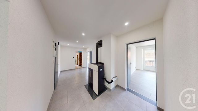 Appartement T4 à louer - 4 pièces - 110.55 m2 - GRAND COMBE CHATELEU - 25 - FRANCHE-COMTE - Century 21 Avenir Immobilier